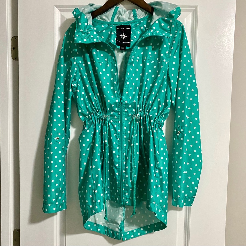 💜 Bundle & Offer 💜 Lightweight Rain Coat! ☔️🛍🌧